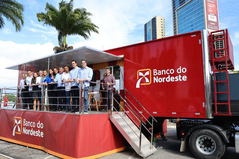 1eb0c46b-21b6-45f2-b33d-90c7b49851ae