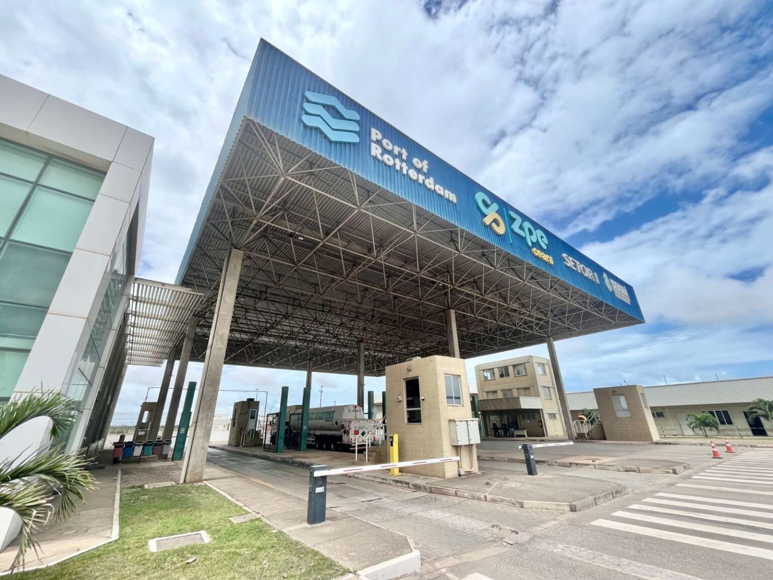 WhatsApp-Image-2025-06-06-at-13.13.29-1536x1152