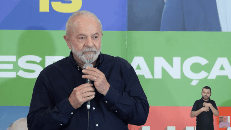 10out2022---o-ex-presidente-e-candidato-a-presidencia-luiz-inacio-lula-da-silva-pt-durante-evento-em-sao-paulo-1665432822522_v2_900x506