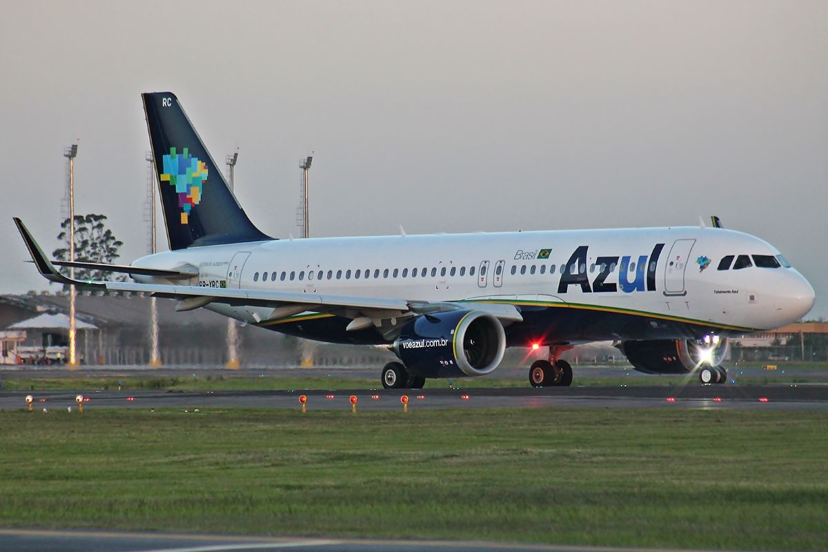A320neo_Azul_31739584755