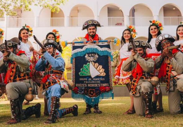 dsc06324_54940960915_l-1071x464