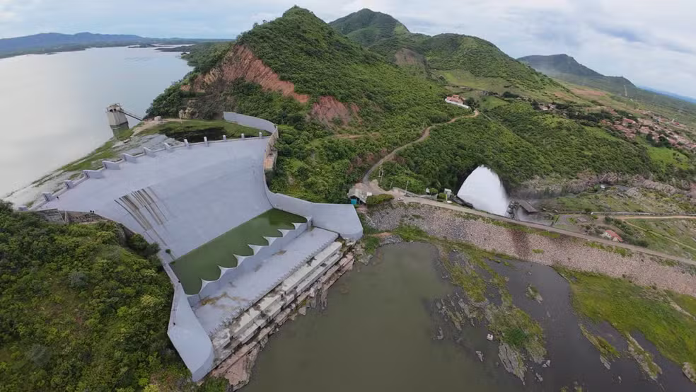 veja-momento-em-que-acude-volta-a-sangrar-no-ce